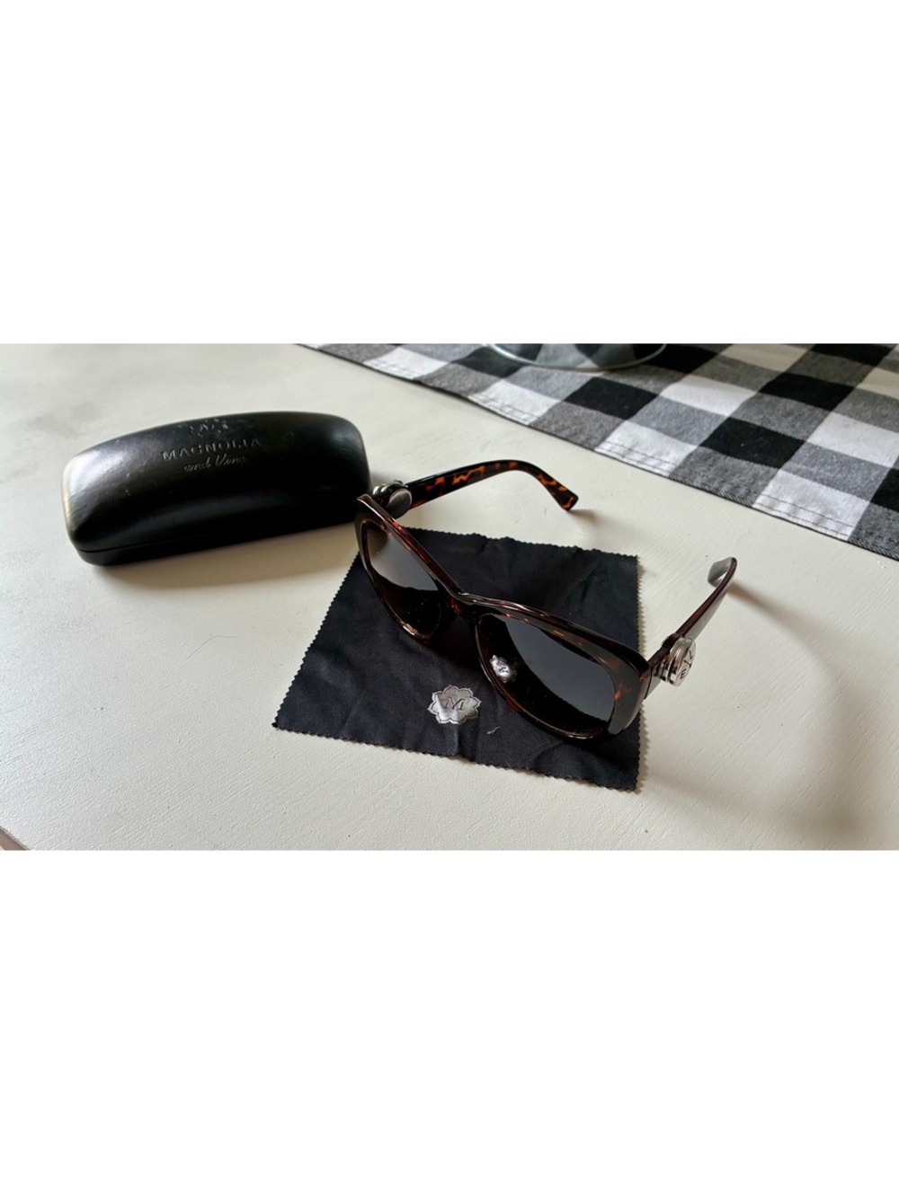 Magnolia & Vine Style Bundle: Newsboy Hats, Tortoise Sunglasses, & Snap Jewelry